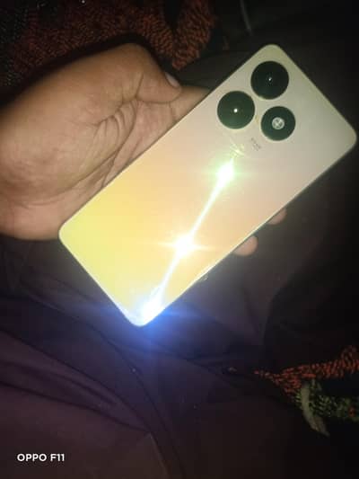 Tecno Spark 20C 4+2 128 GB with complete box charge sate
