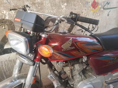 2026 model bike bilkul saf ha 6550 kilo metar chla ha