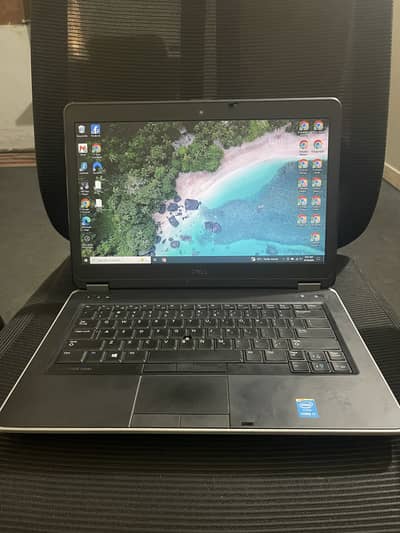 Iam selling my Laptops good condition