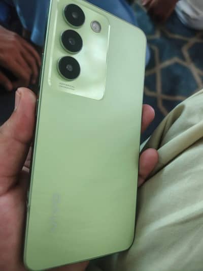 Vivo Y100