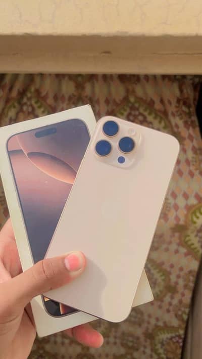 Apple iPhone 16 Pro Max