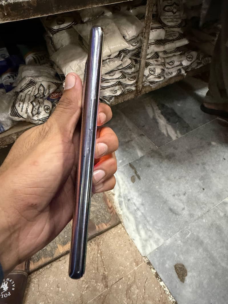 One Plus 9 4