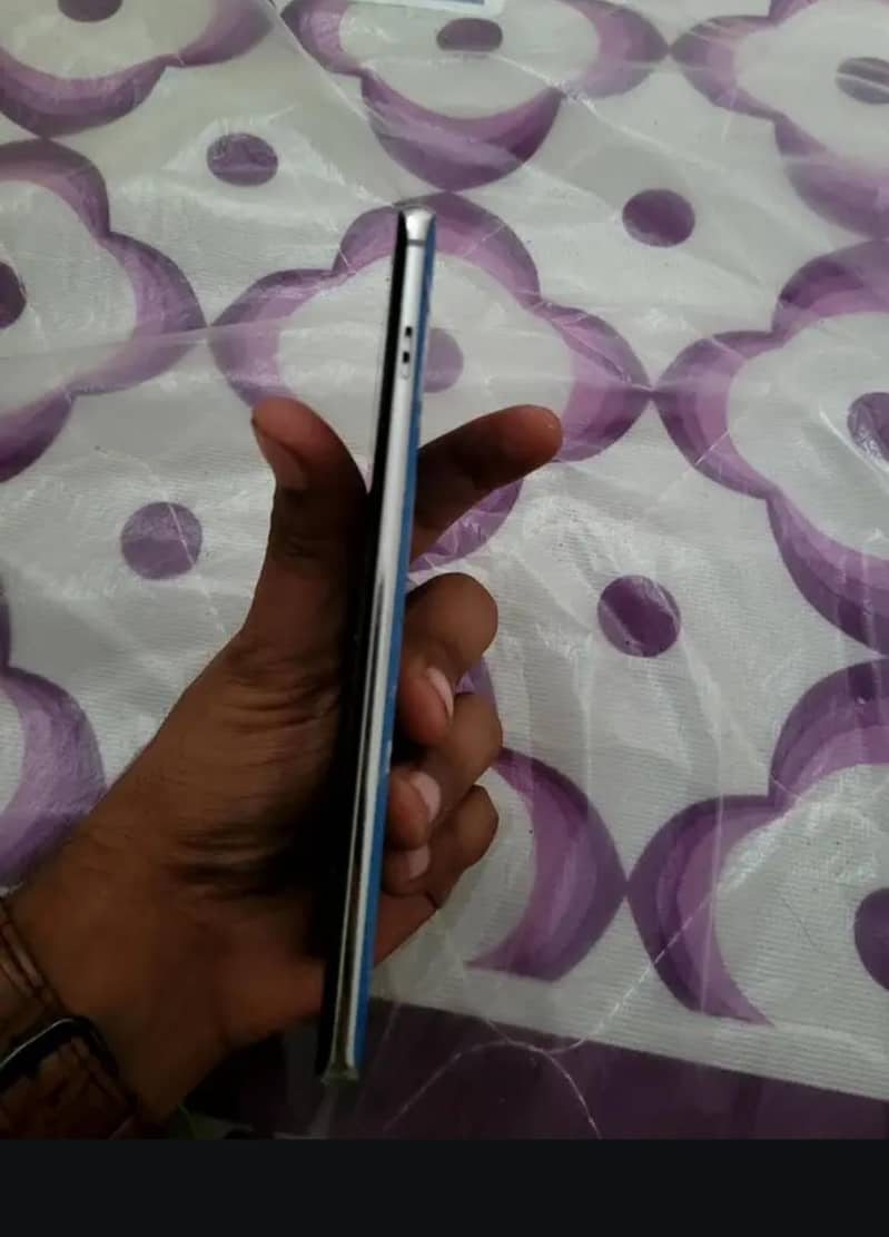 Samsung Mobile Note 10 Plus 1