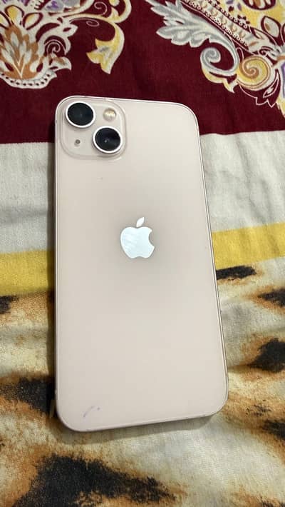 Apple iPhone 13