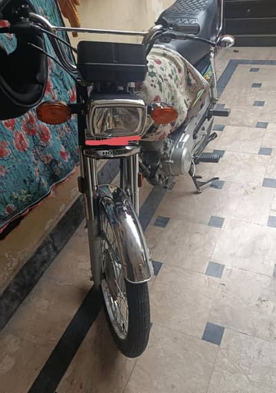 Honda CD 125 sticker 2026 ka ha or invoice 2025 ki ha