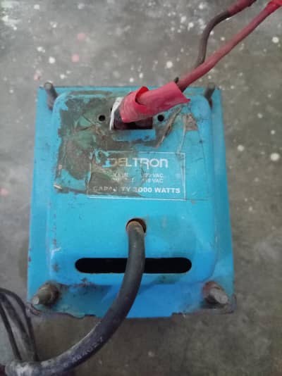 ​For Sale: Deltron 3000W Heavy Duty Stabilizer
