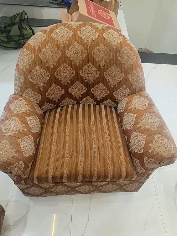 5 seater Sofa Set 1