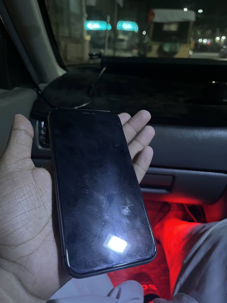 Apple iPhone 11 2