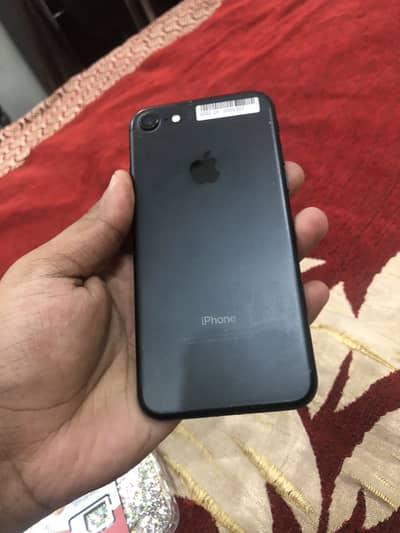 Apple iPhone 7