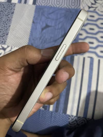 iPhone 13 sim working factory unlocked