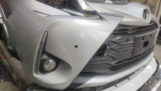 toyota vitz bumprs 18