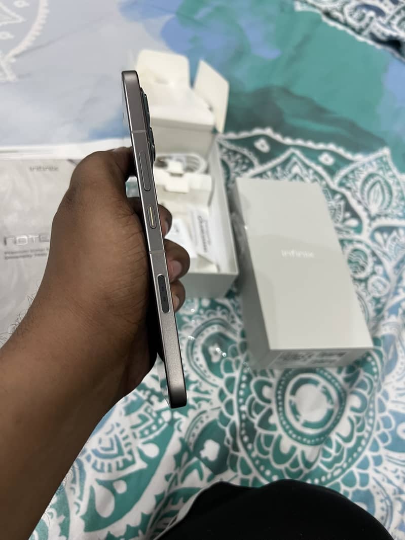 Infinix Note 60 9