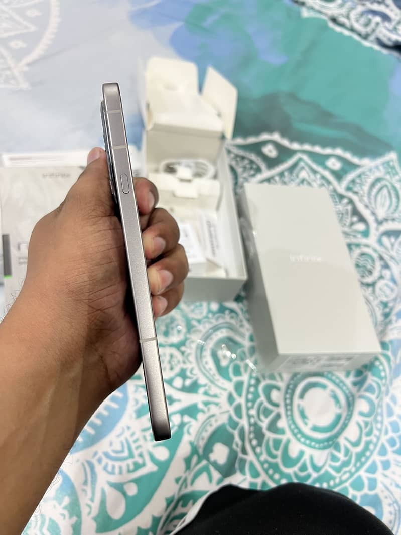 Infinix Note 60 10