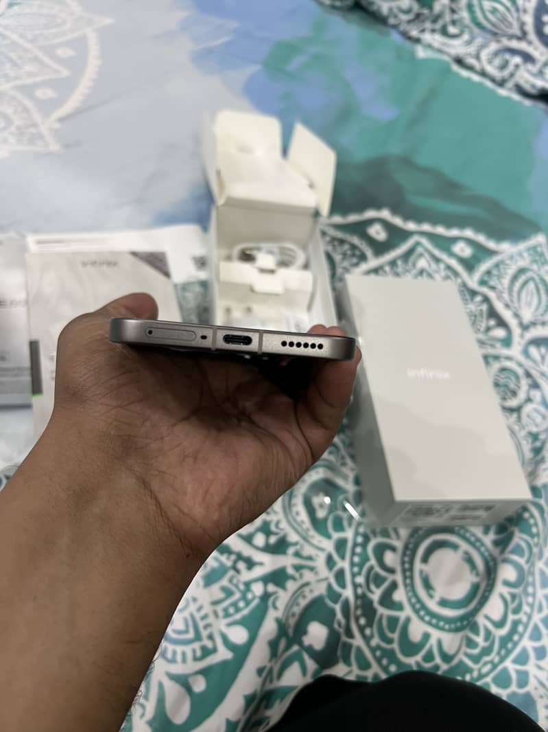 Infinix Note 60 11