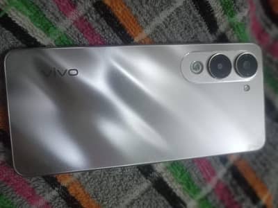 vivo y04