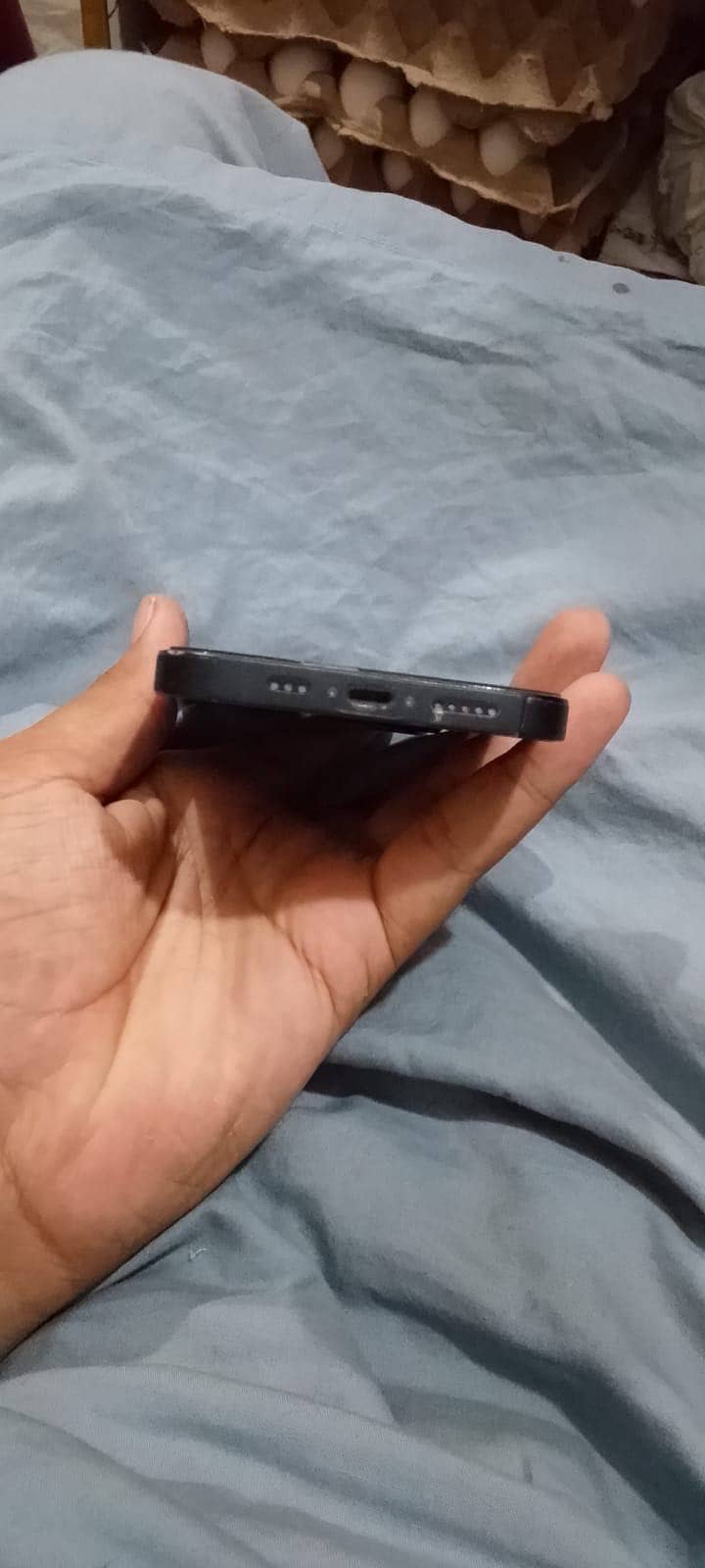 Apple iPhone 13 1