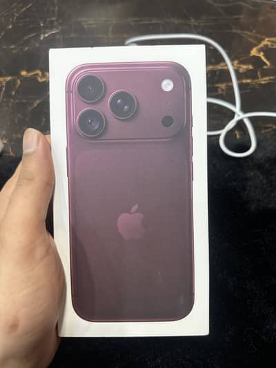 18 PRO 256GB NON PTA BOXPACK