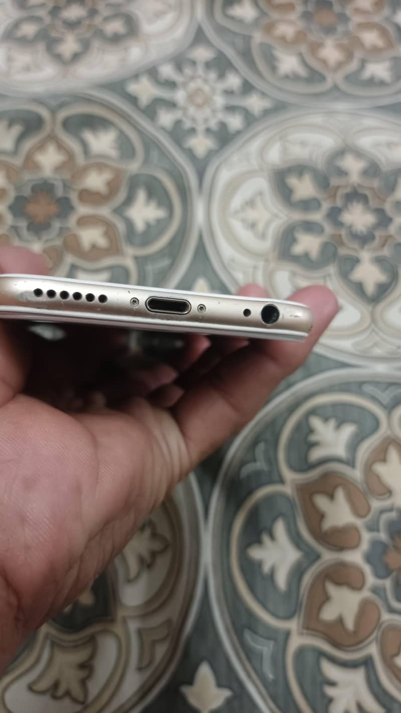 Apple iPhone 6 4