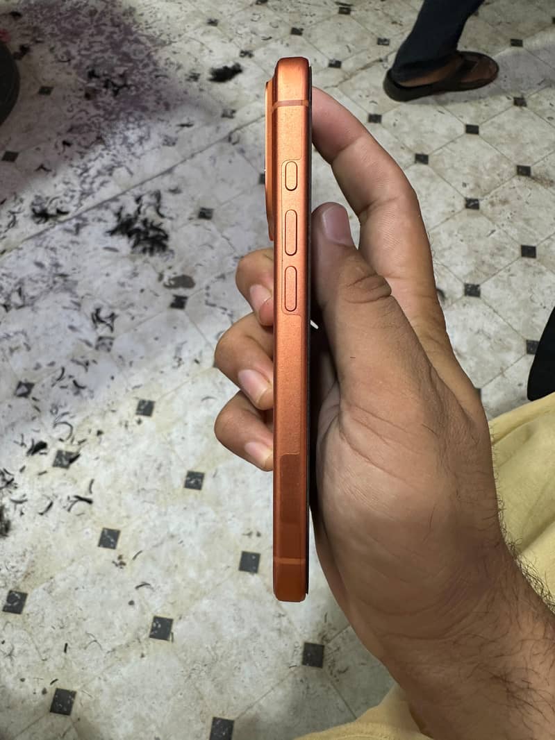 Apple iPhone 17 Pro 5