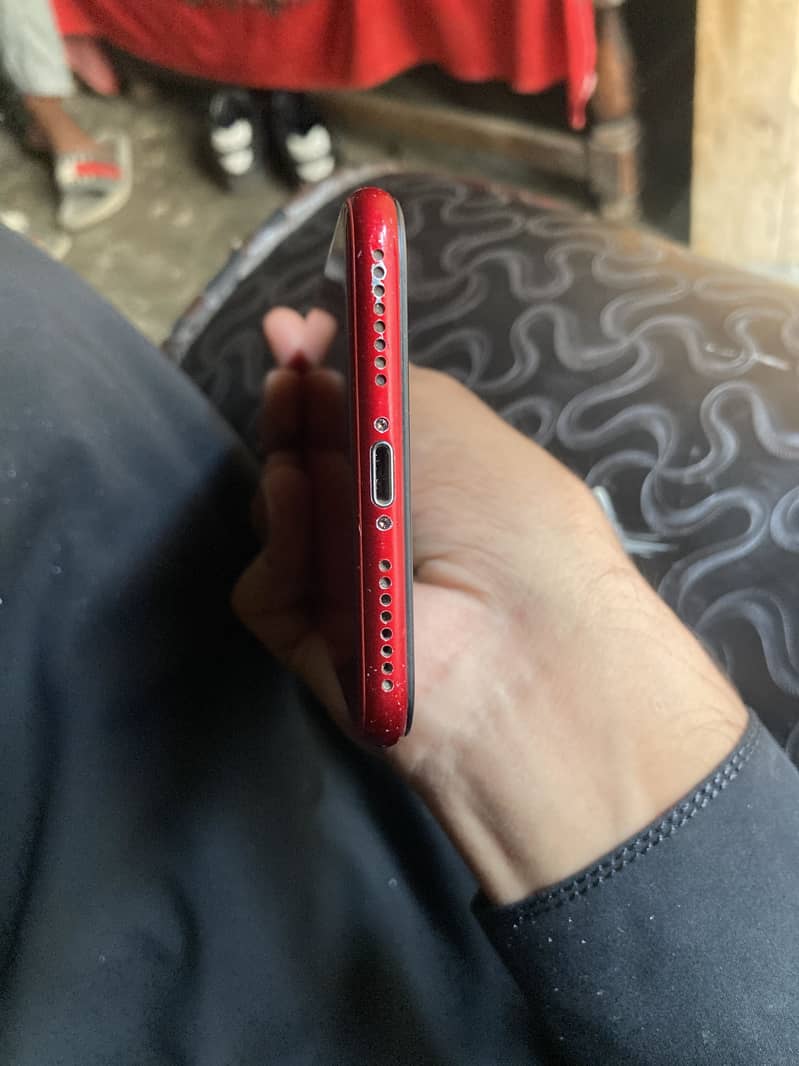 Apple iPhone 8 Plus 1