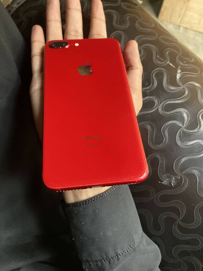Apple iPhone 8 Plus 2
