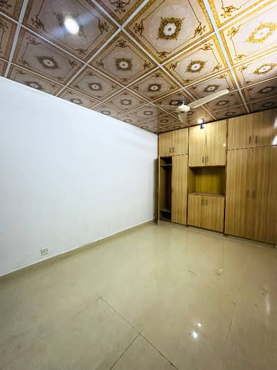 STDIO APPATEMEN FOR SALE