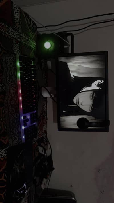 Gaming PC GTX 960 2GB + i5 + 8GB RAM + 22" Monitor + RGB Setup