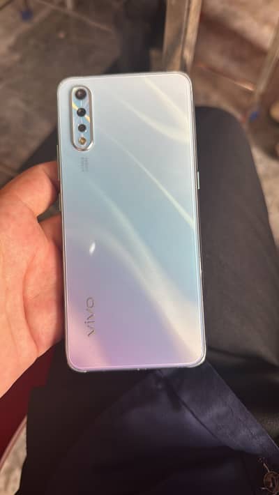 Vivo S1