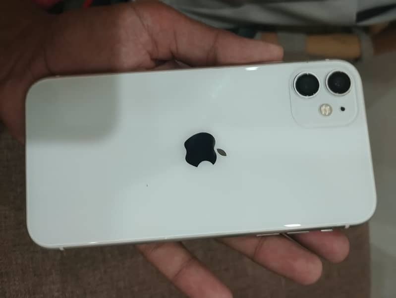 Apple iPhone 11 1