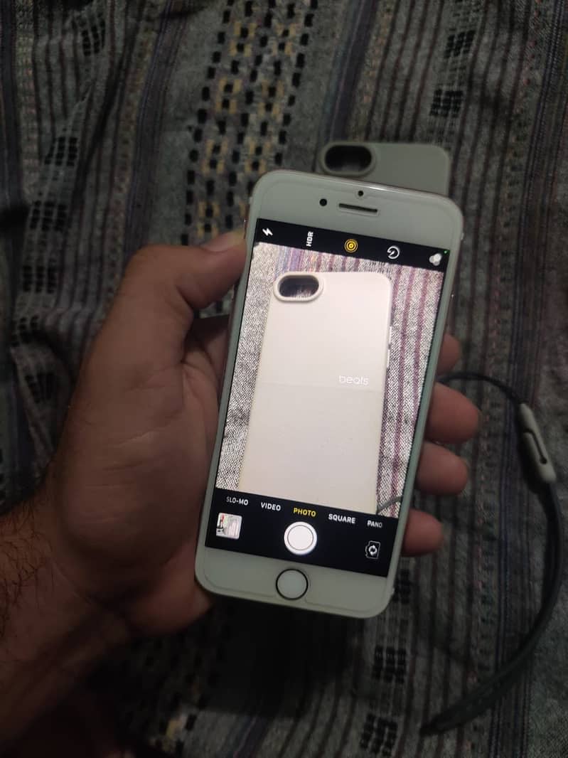 Apple iPhone 7 2