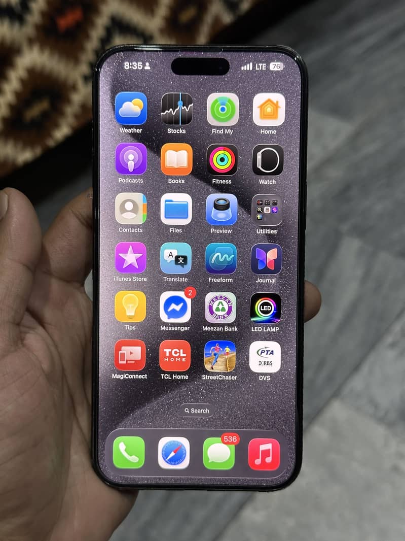 Apple iPhone 15 Pro Max 9
