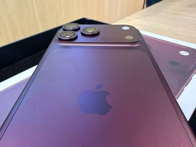 Apple iPhone 18 Pro Max Burgundy - Non Active - Boxpack