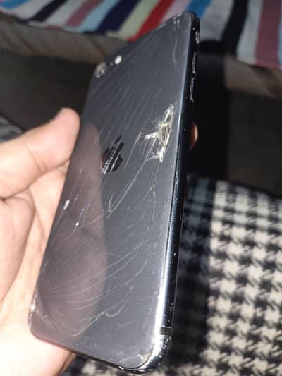 Apple iPhone 7