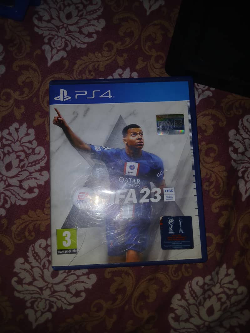 ps4 slim 4