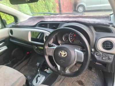 Toyota Vitz 2010