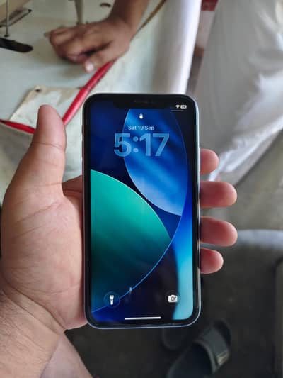 Apple iPhone 11