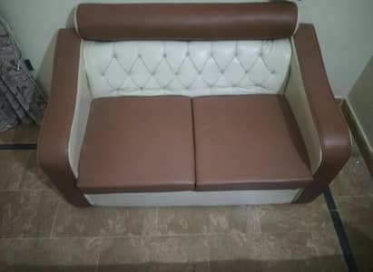 7 seater sofa set with center table