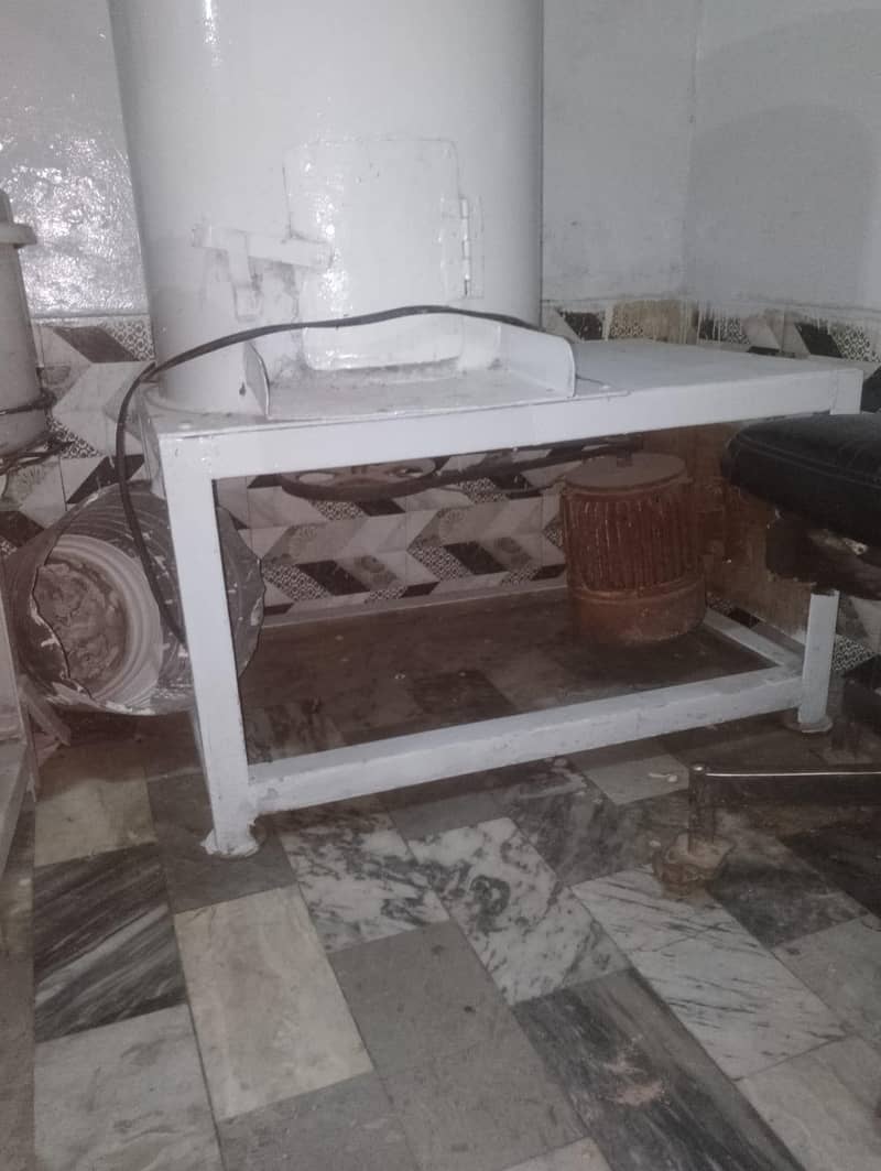 آلو کٹ نے والی مشین 2