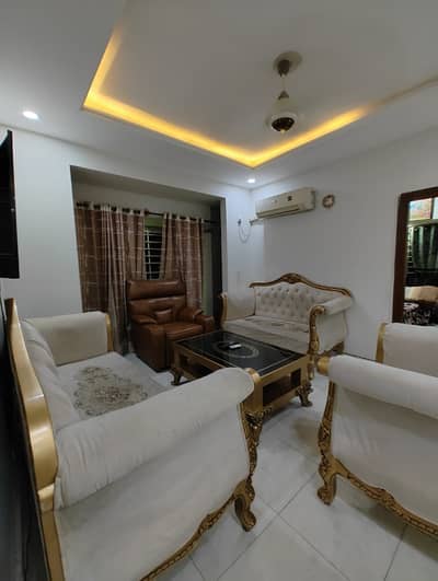 3-BEDROOM FULLY FURNISHED APARTMENT FOR RENT