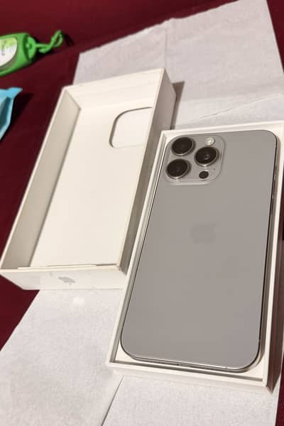 iPhone 15 pro max 512 GB 89BH titanium
