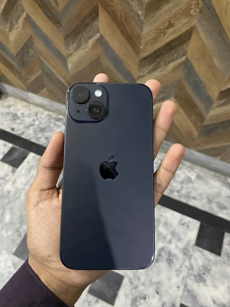 Apple iPhone 14 2