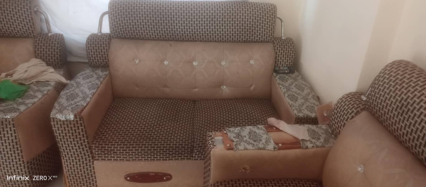 6 seater 2