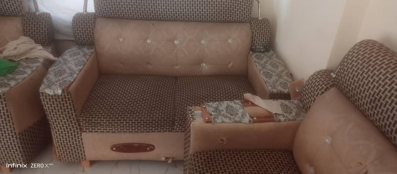 6 seater 3