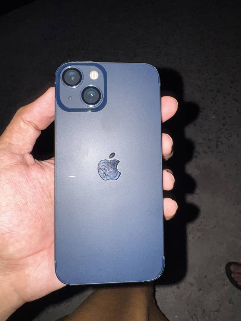 Apple iPhone 13 1