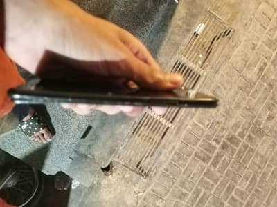 OPPO F7
