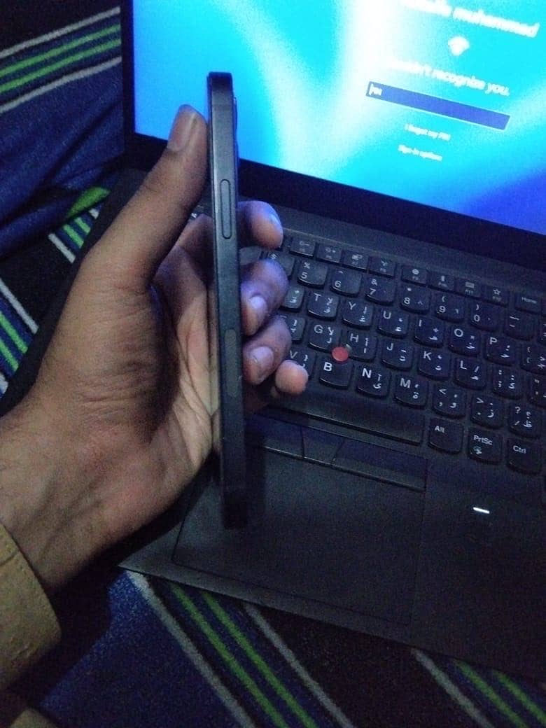Apple iPhone 12 2