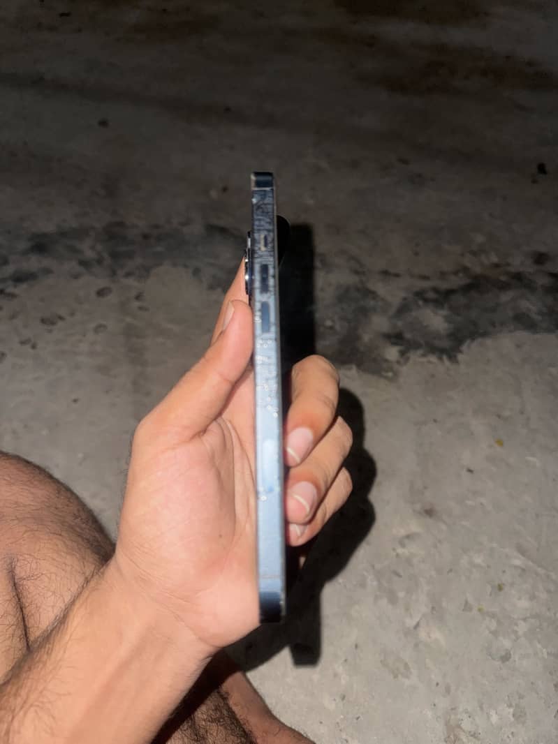 Apple iPhone 14 plus 3