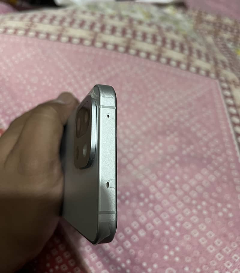 One Plus 13s 1