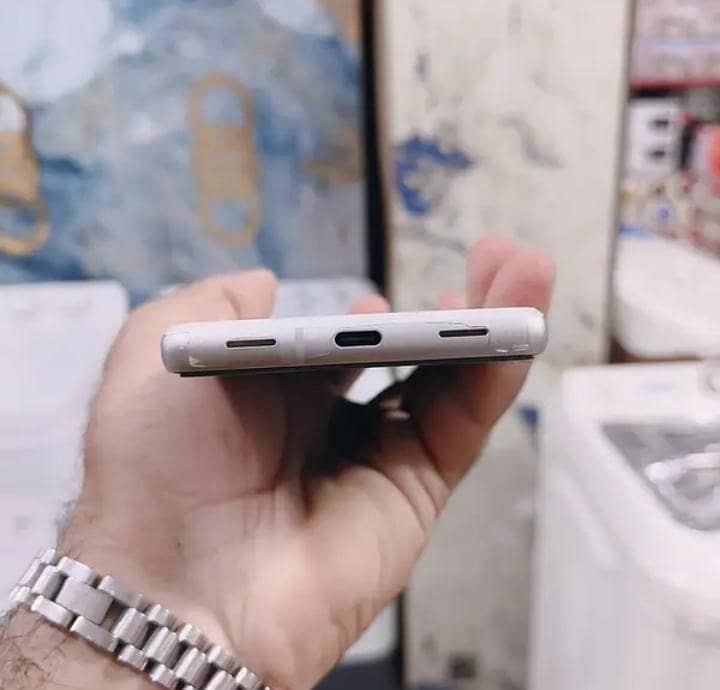 Google Pixel 7a 1