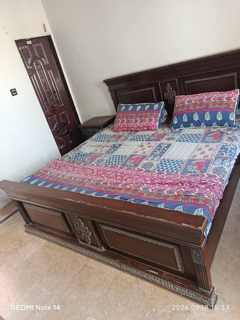 bedroom set 0